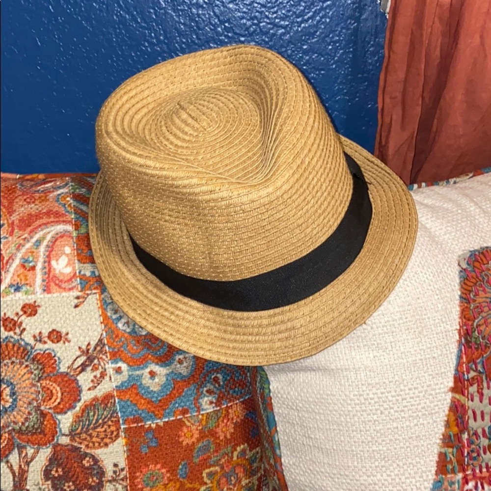 Hat - Picture 2 of 8